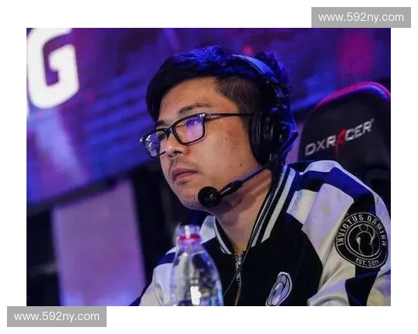 从DOTA巅峰到英雄联盟战场B神转型再燃电竞激情之路